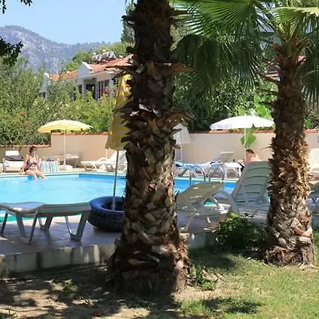 Meryem Ana Apart 3*